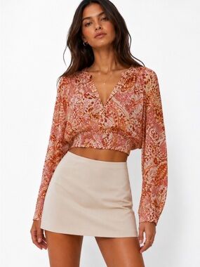 Cynthia Rowley Pink & Rust Paisley Cropped V-Neck Blouse